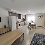 Διαμέρισμα Familiar 3000 *