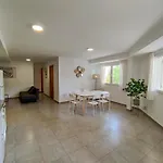 Familiar 3000 Διαμέρισμα